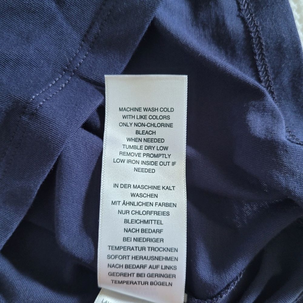 True Religion🙏 Split V-Neck Tee💙 - NWT - Picture 12 of 16
